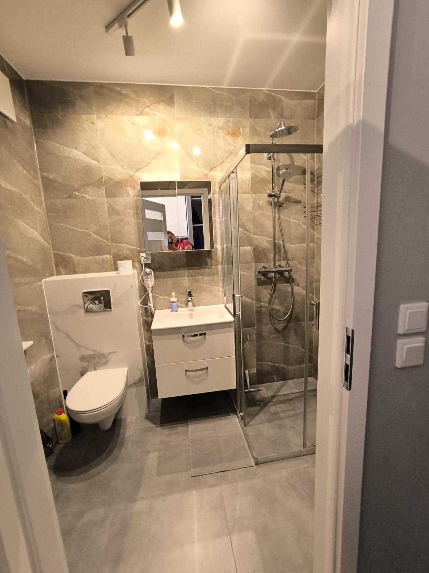 Onikshotel Варшава Екстериор снимка